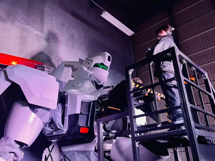Factory tour of giant robot “INGRAM” in Tokyo_image
