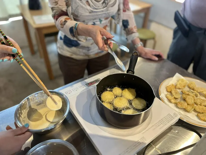 私人天妇罗乌冬面和煎饺料理_image