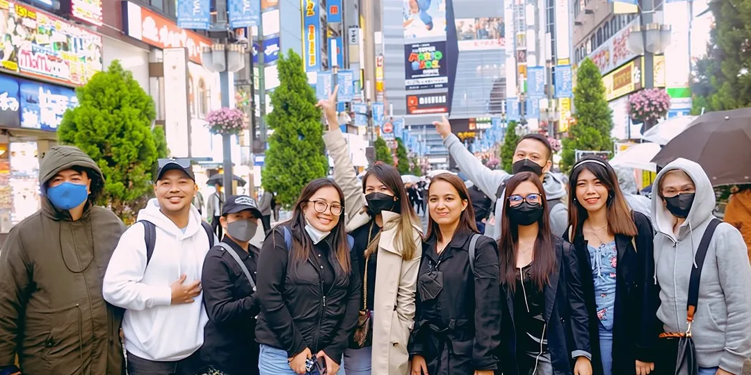 Tour a pie por Tokio con guía licenciado en Shinjuku_image