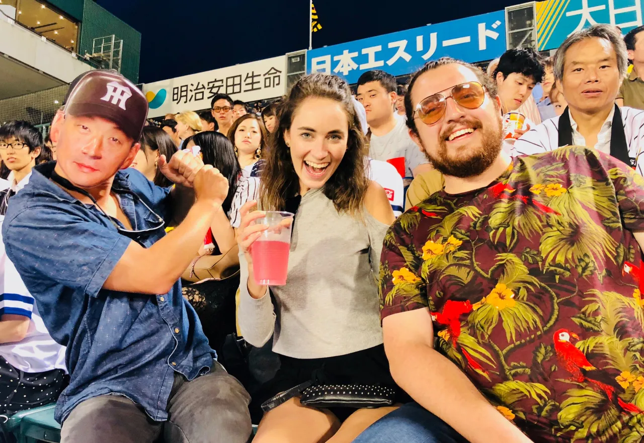Tokyo: Soccer/Football Match with a Local Fan (with TICKET)_image
