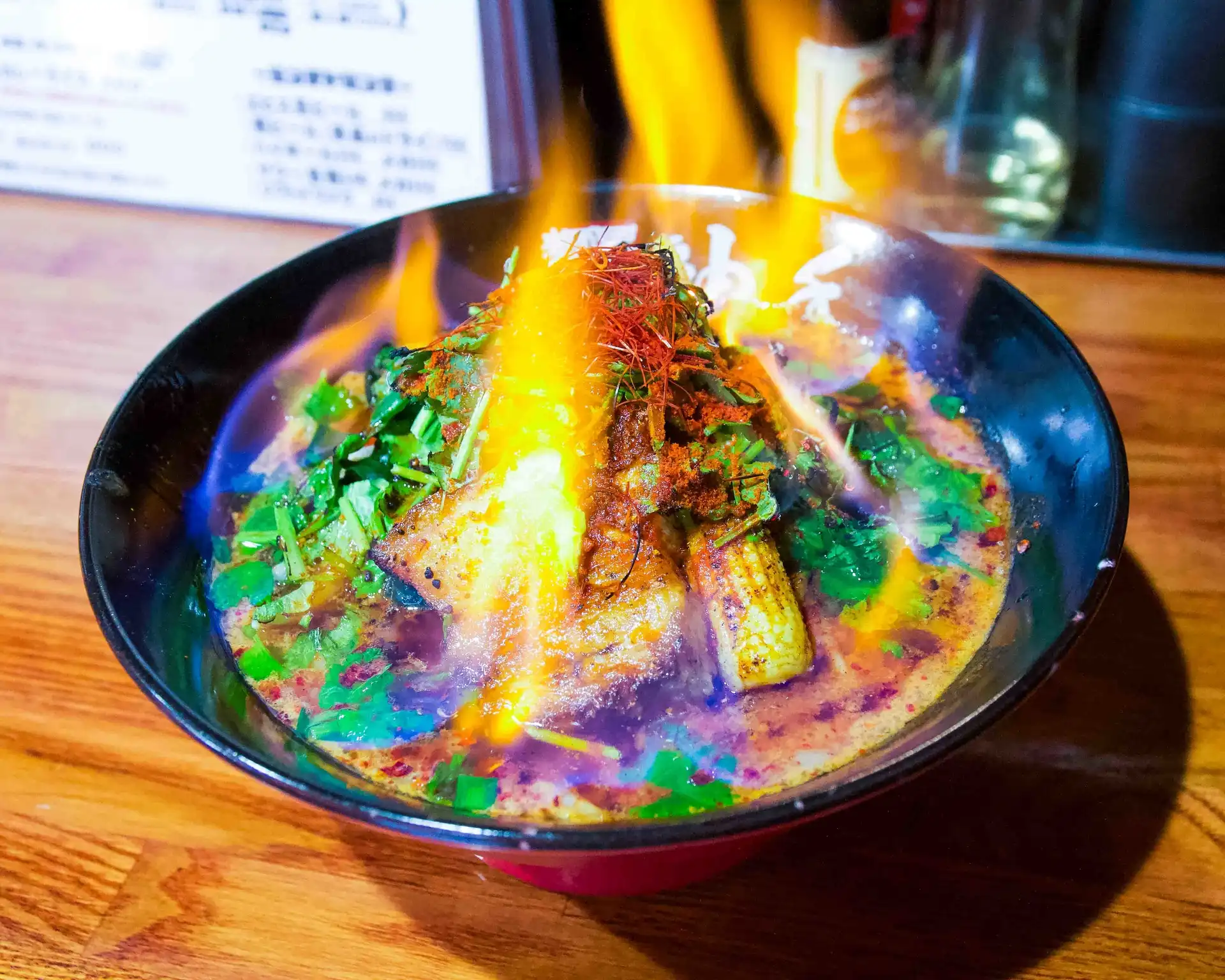 Tokios schärfste Ramen-Food-Tour_image