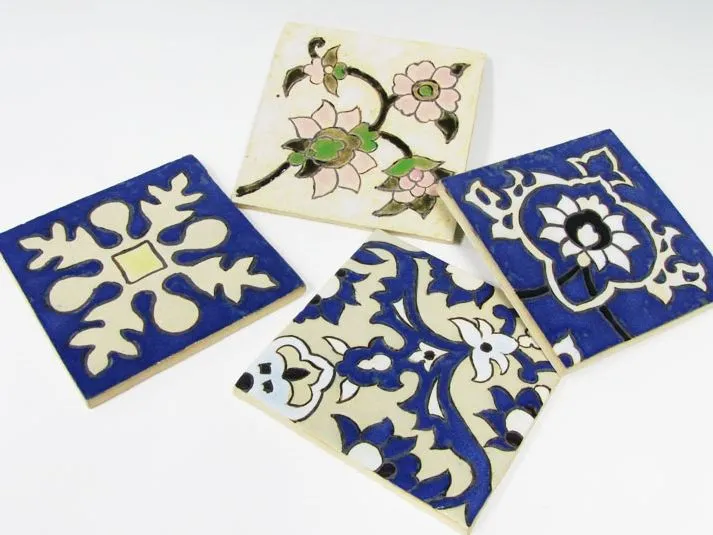 Fabricación de azulejos persas en Tokio_image